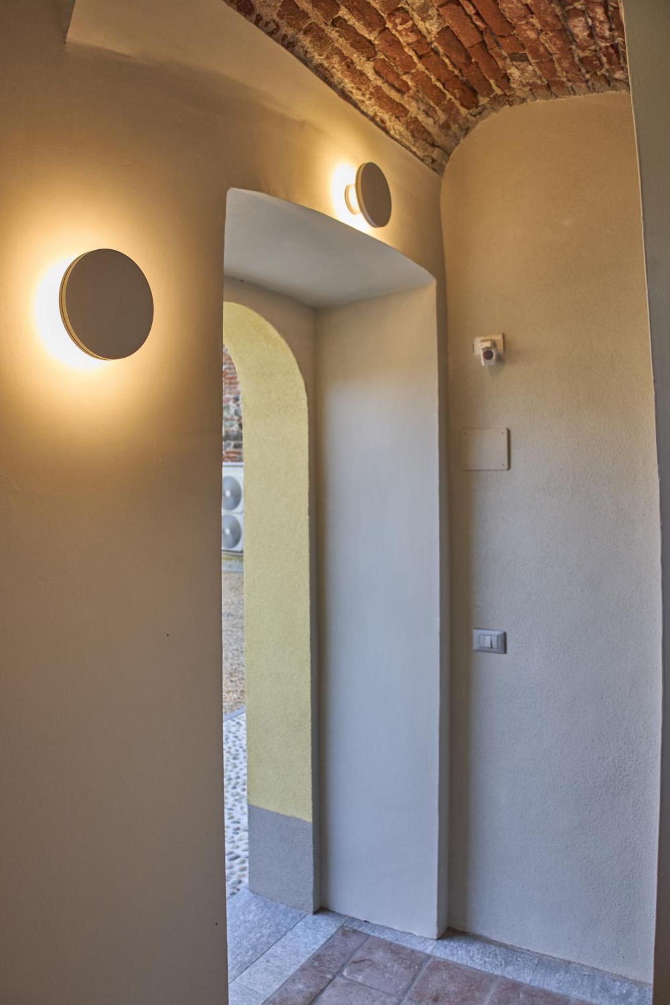 Via Ai Portici Suite Caselle Torinese Exterior photo